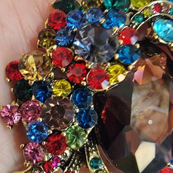 #Vintage Brilliant 2x2 Brooch Multicolor Rhinestones Gold Tone Open-Back - Picture 6 of 8